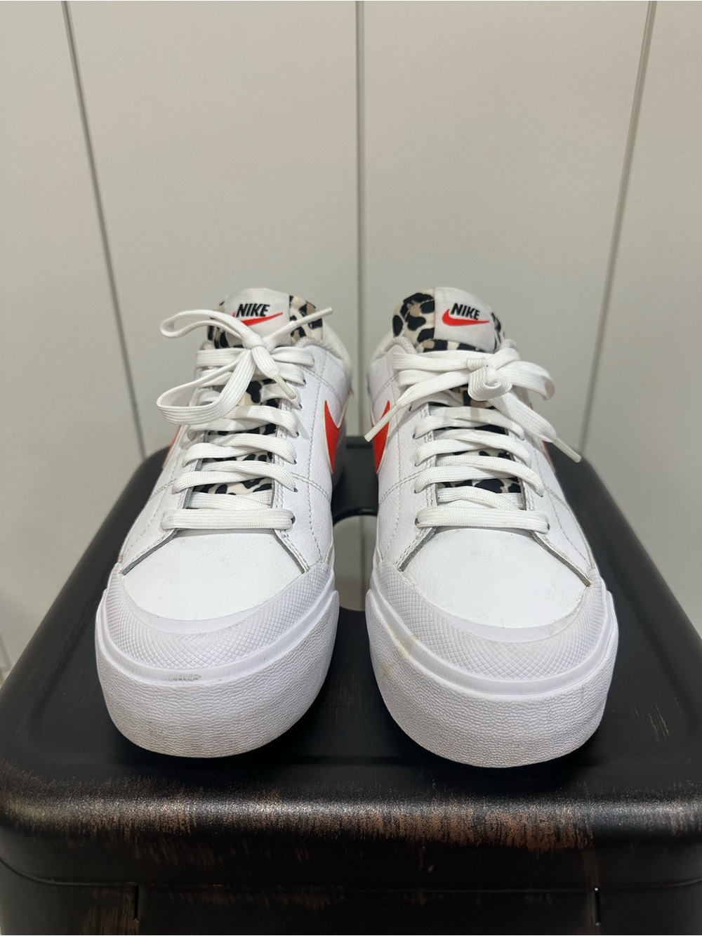 Nike White Platform Sneakers with Bright Red Swoosh - Picture 10 of 11
